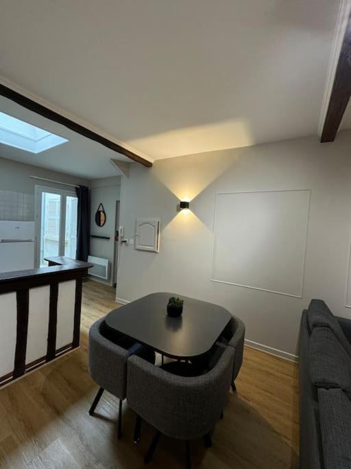 Appartement Charmant Hypercentre Avec Patio Prive Et Parking Ορλεάνη Εξωτερικό φωτογραφία