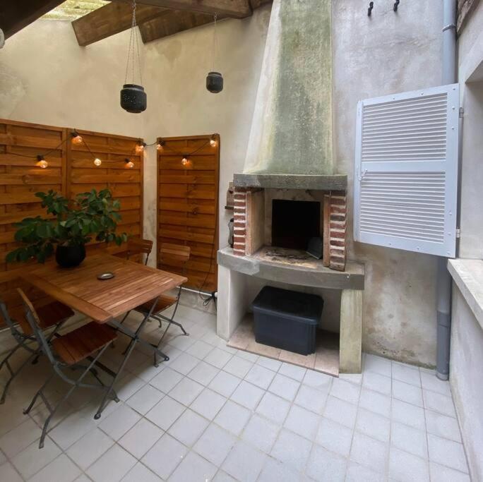 Appartement Charmant Hypercentre Avec Patio Prive Et Parking Ορλεάνη Εξωτερικό φωτογραφία